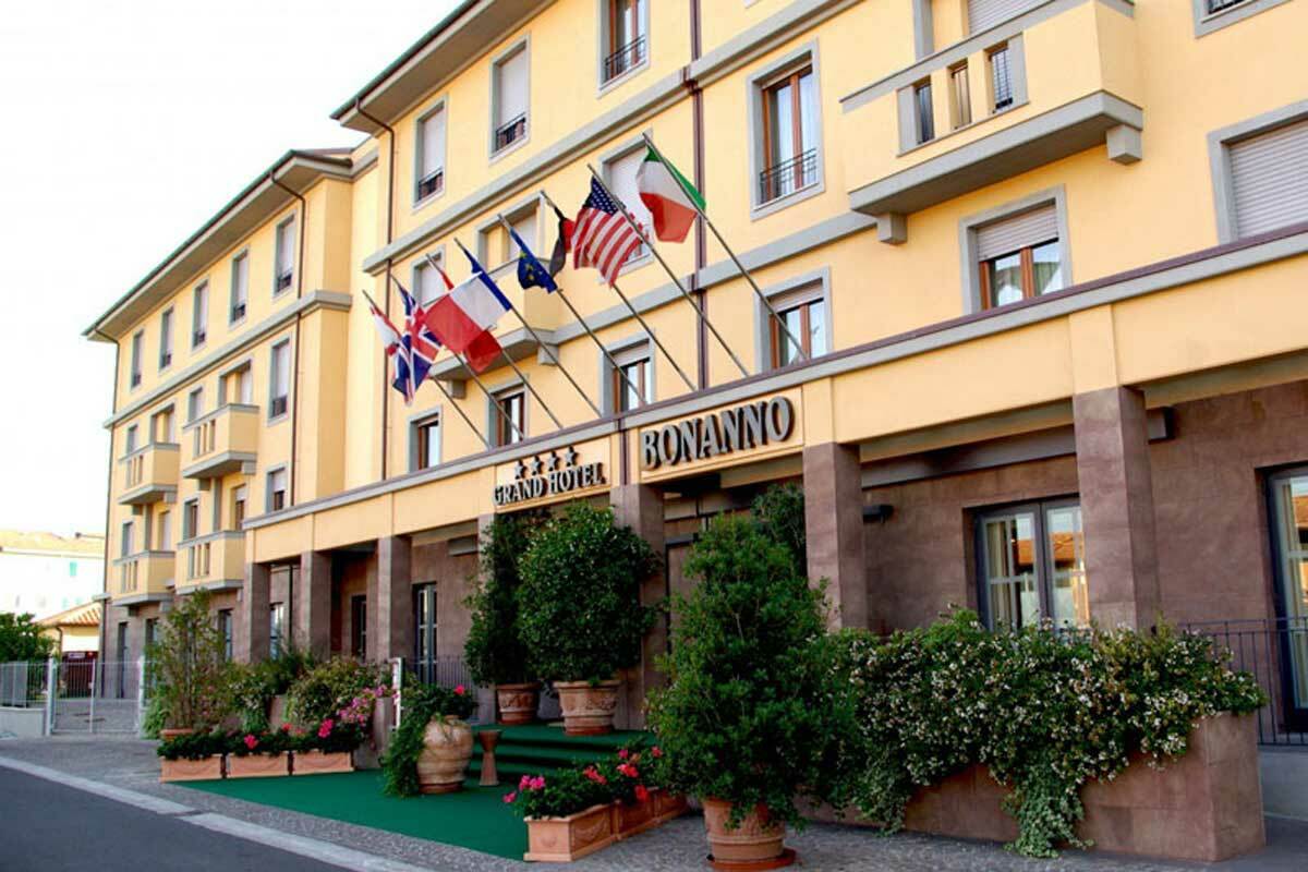 Grand Hotel Bonanno Pisa Esterno foto